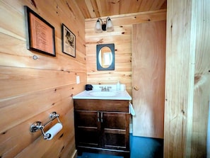 Bathroom - Incredible Cabin and Cozy Bell Tent by the Lake for a Unique Family Glamping Experience in Eastbrook, Maine (Eastbrook)
