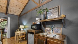 Private kitchen - The Lost Compass (Sautee Nacoochee)