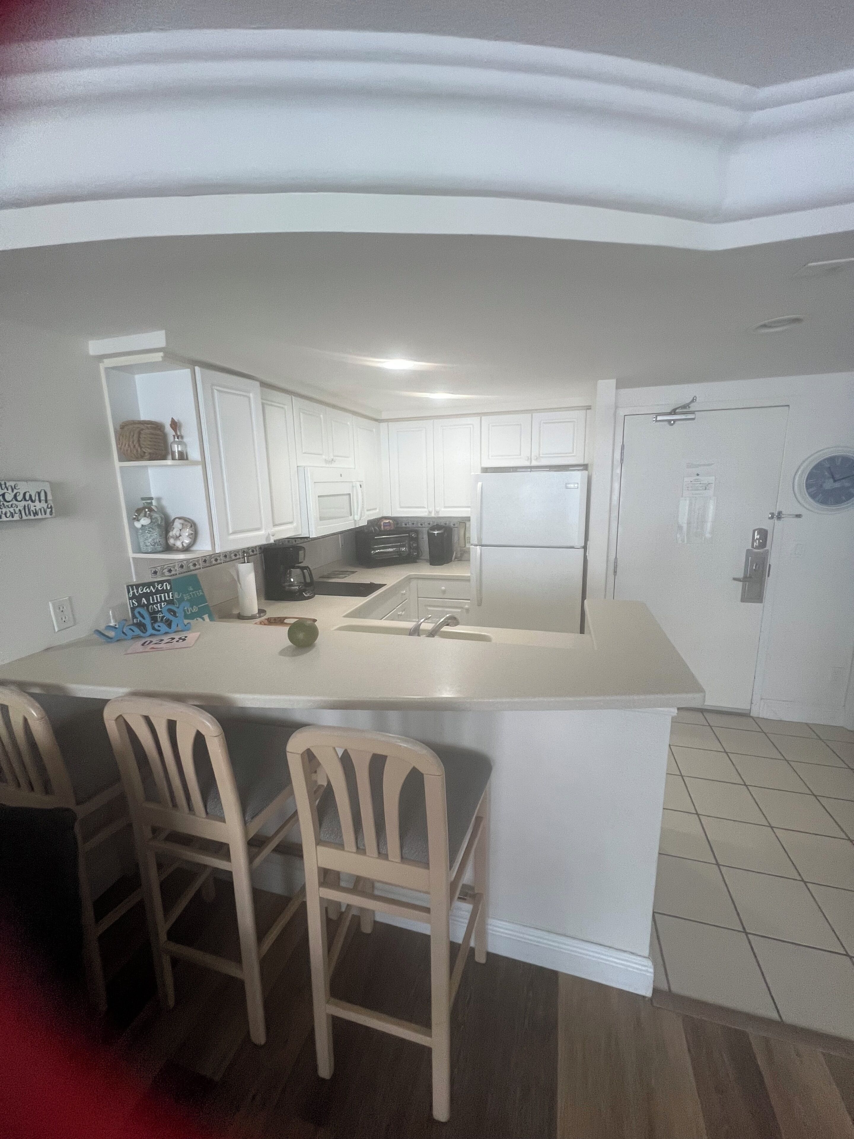 Luxury Condo, Balcony, Ocean View | Private kitchen