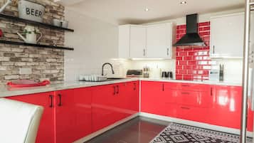 Cottage | Interior
