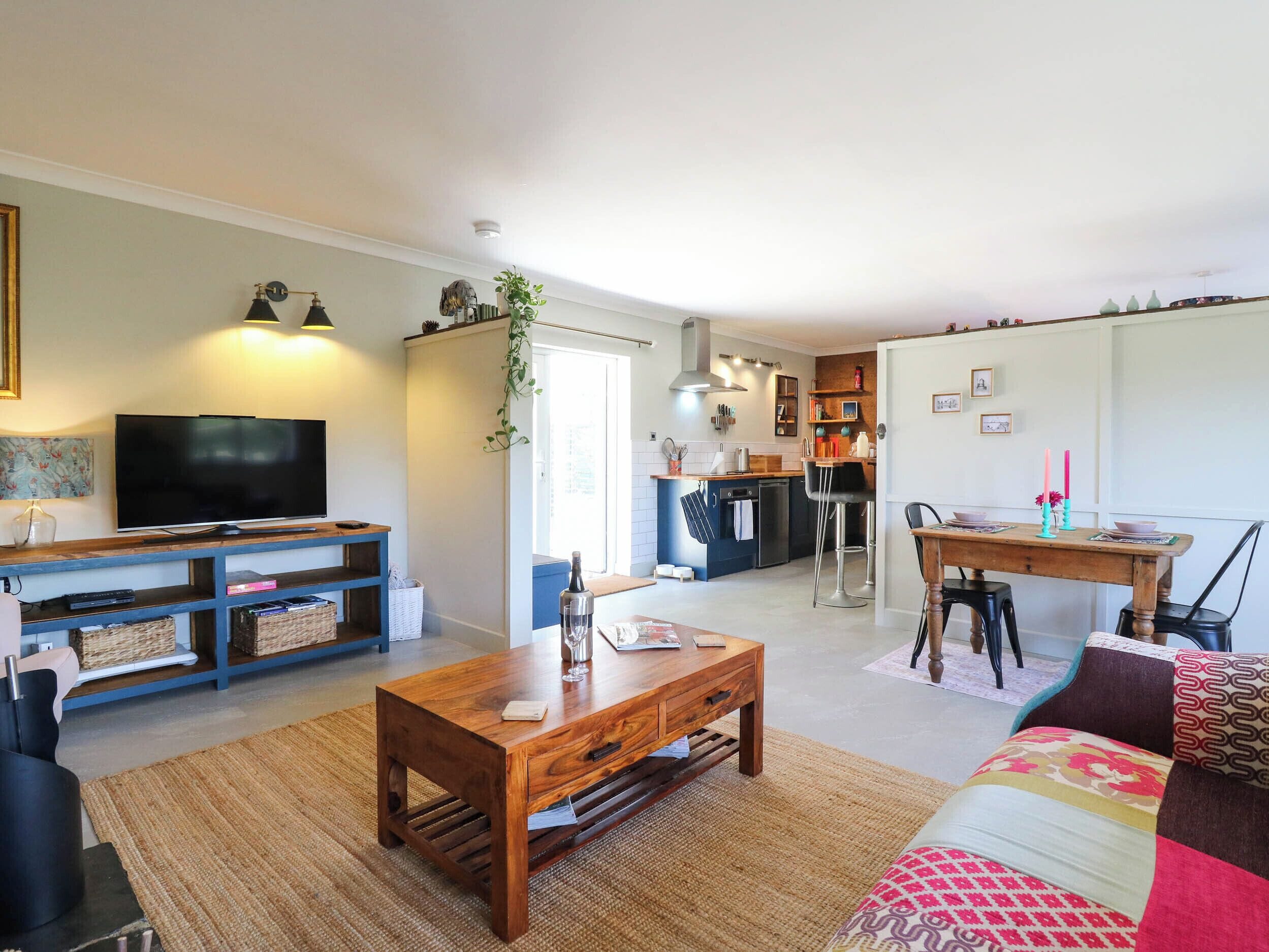 Cottage | Interior