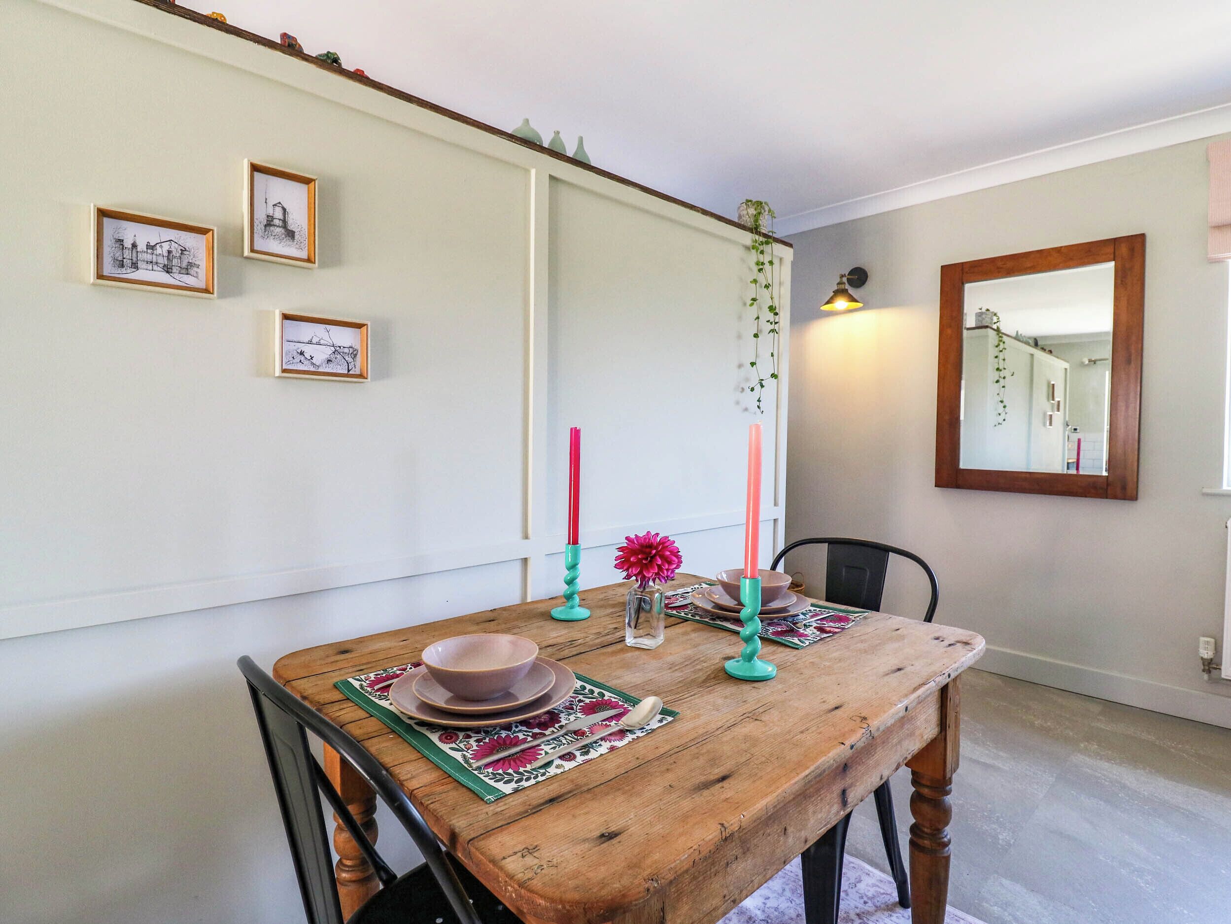 Cottage | Interior