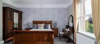 Riverdale House B&B