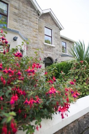 Exterior detail - Riverdale House B&B (ATHLONE)