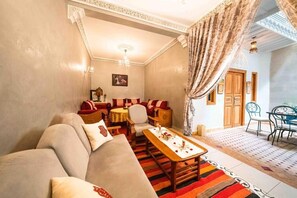 Unclassified image, 5 of 28, button - Riad Kiyanjana (Marrakech)