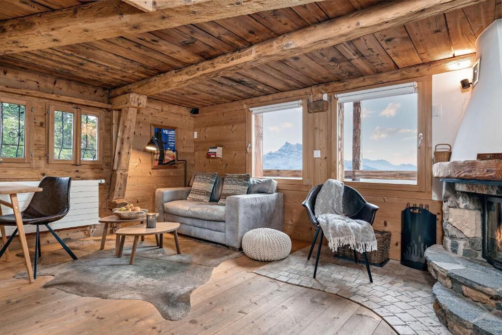 Suite Deluxe, 1 chambre, balcon, vue montagne | Coin séjour