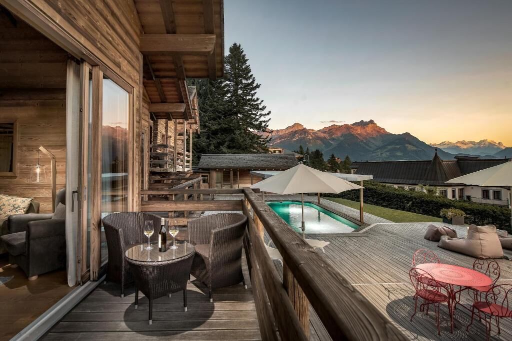 Suite, 2 Bedrooms, Balcony, Mountain View | Balcony view