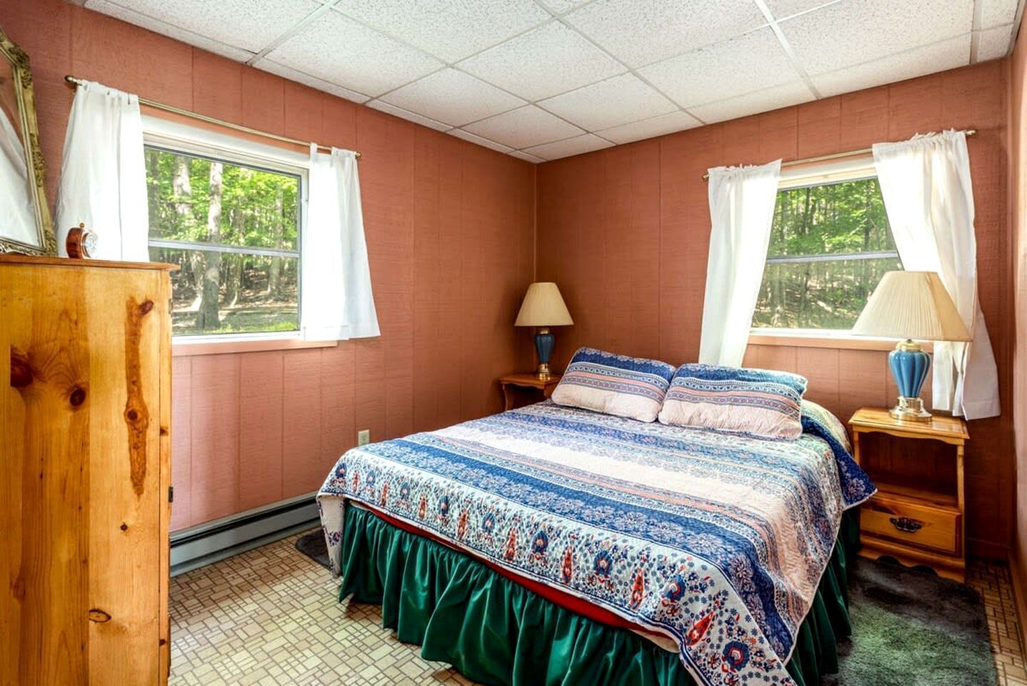3 bedrooms, WiFi, bed sheets