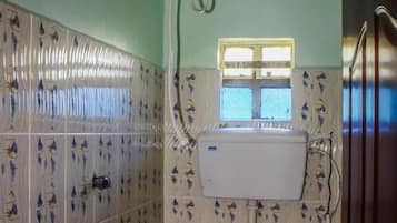Perlengkapan mandi gratis dan tisu toilet