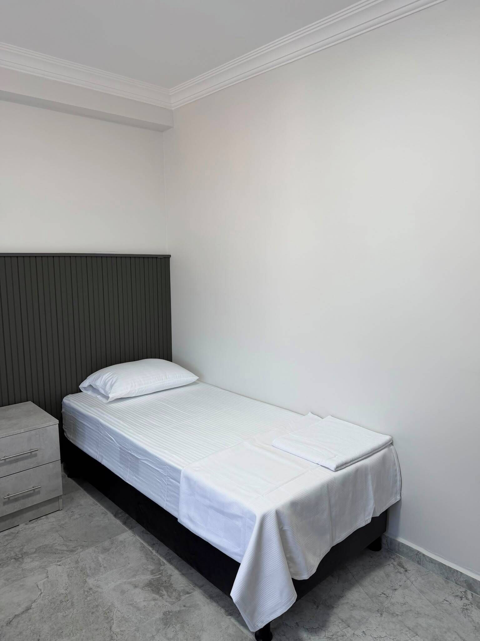 Comfort Twin Room, Air conditioning, City View