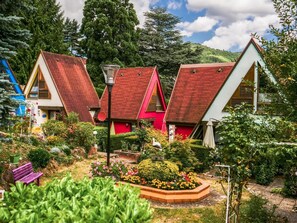 Exterior - Holiday Home 'Gite Muscat - Kaysersberg Vignoble' with Mountain View, Wi-Fi and Air Conditioning (Kaysersberg-Vignoble)