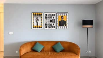 TV, offices