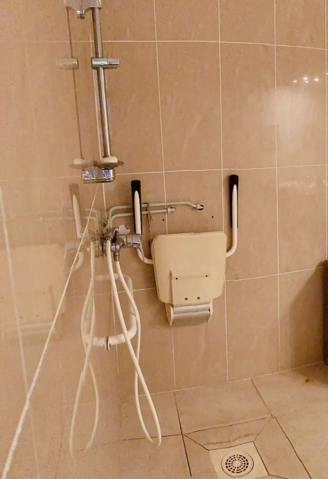 Hair dryer