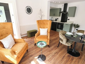 Interior - Brodie Cottage (Brighouse)