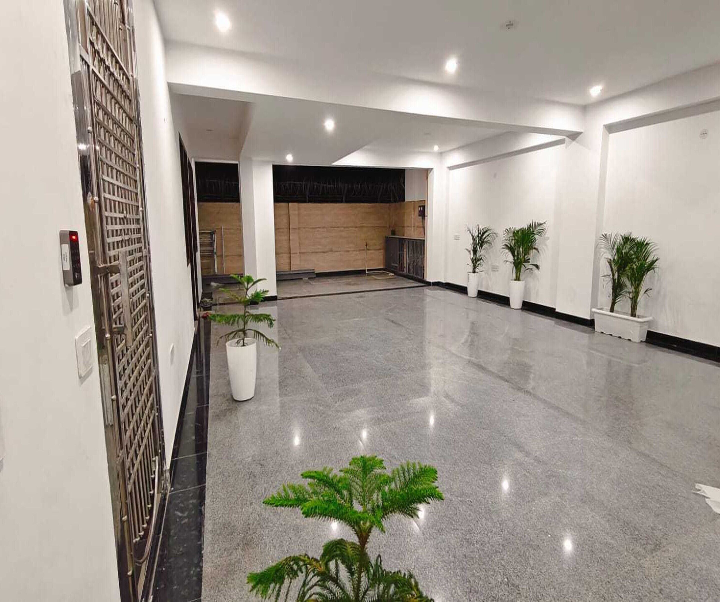 House | Reception