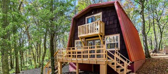 Private Lake/Beach Cabin with Fire Pit and Large Deck - Access to Golf and Community Amenities at this Terra Alta, WV Getaway