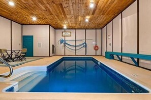 Pool - Large true cypress log cabin with year round private pool. Shelbys Place (Sevierville)