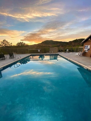Pool - Zion National Park Tent Rentals for Luxury Camping, Utah (Orderville)