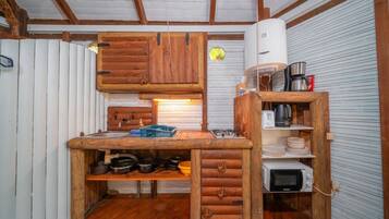Coffee/tea maker, fridge, microwave, toaster