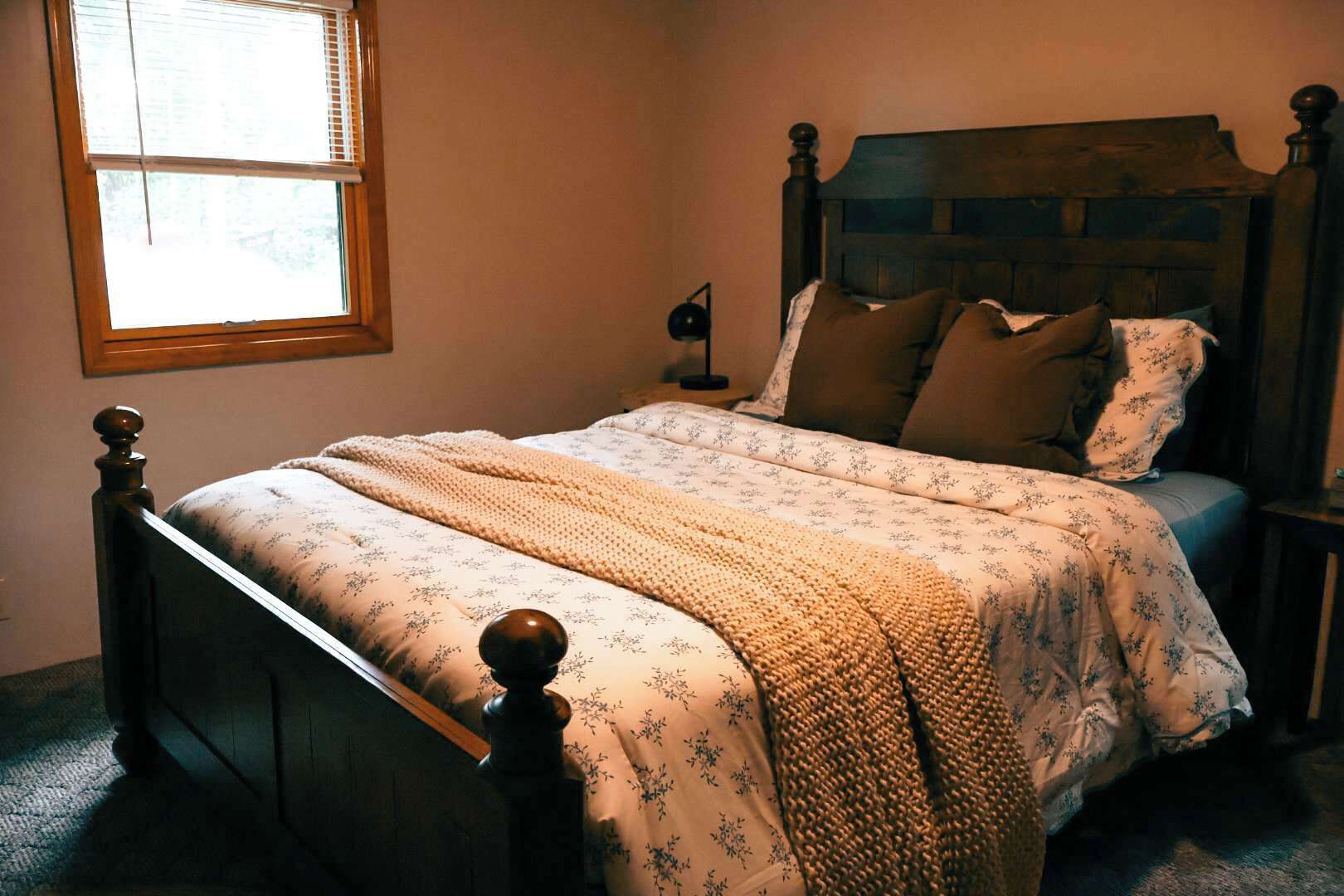 4 slaapkamers, een bureau, reisbedje, wifi