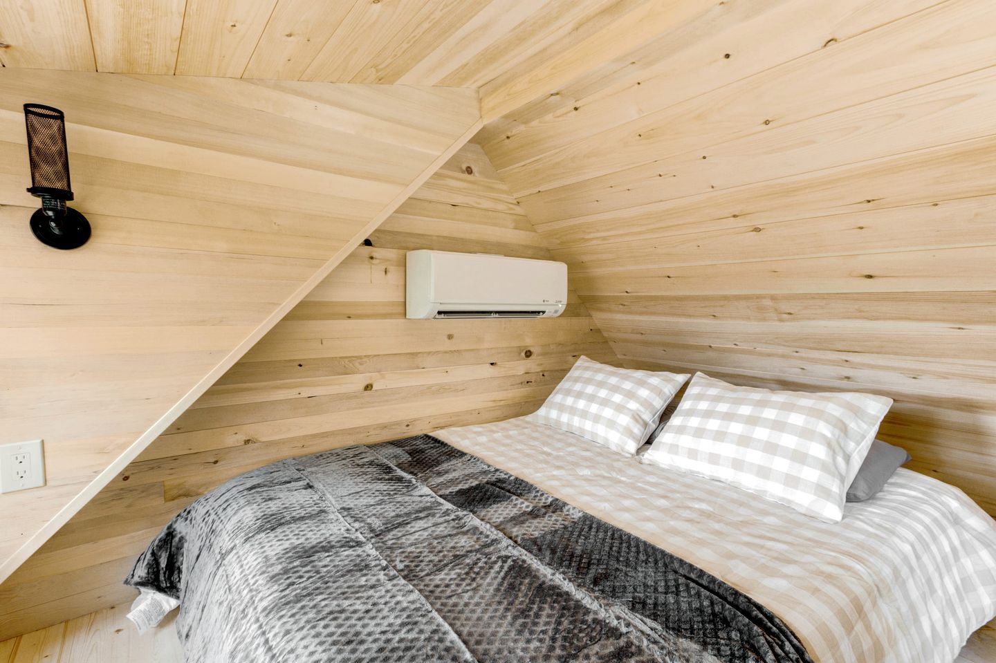 4 Schlafzimmer, Bügeleisen/Bügelbrett, WLAN, Bettwäsche