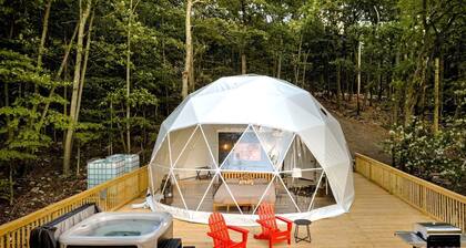 Stunning Dome with Barbecue and Hot-tub in Capon Bridge, West Virginia