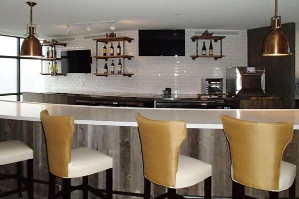 Bar (in der Unterkunft)
