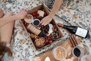 Alimentos y bebidas