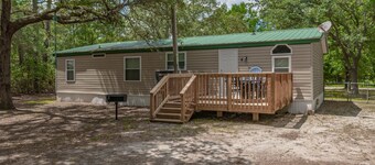Dickerson Bay Retreat w/ Boat Parking