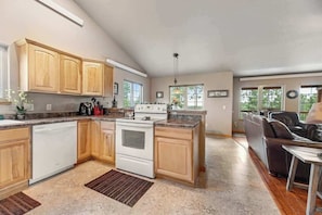 Coffee/tea maker, fridge, microwave, oven
