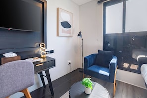 Quarto, 1 quarto, acessível | Sala de estar