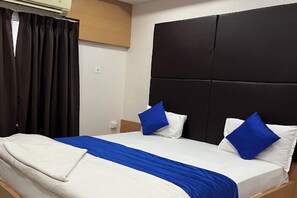 华丽客房, 1 张双人床 | 免费 WiFi、床单