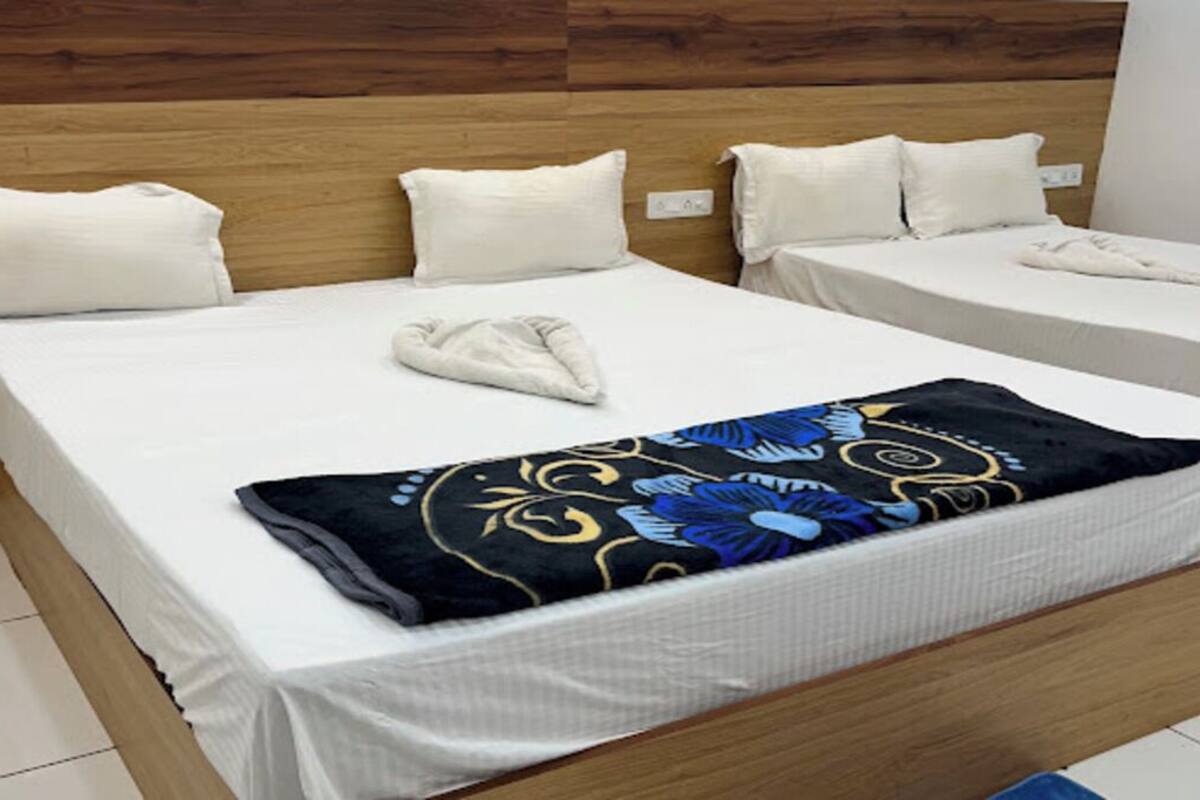 Family Room, Balcony, Hill View | WiFi (free), bed sheets