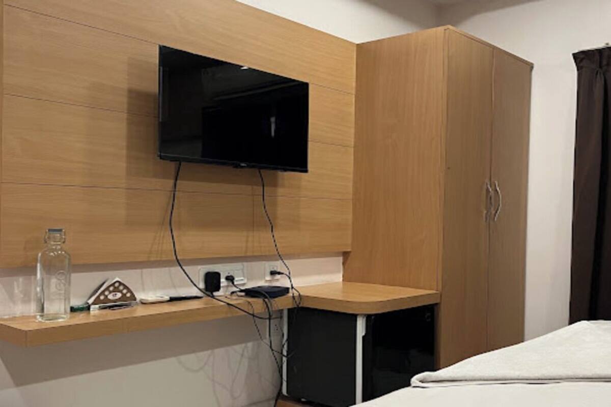 Deluxe Room | WiFi (free), bed sheets