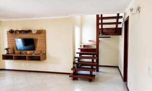 Interior - Casa Passaro em Cond Fechado - Cabo Frio/rj (Cabo Frio)