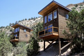 Unclassified image, 2 of 16, button - Luxury Cabin Rental for Utah Glamping Zion (Orderville)