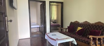 Altitude 7788, 
Scenic 2-Bedroom Apartment in the Heart of Karimabad