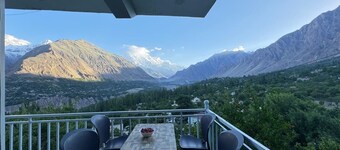 Altitude 7788, 
Scenic 2-Bedroom Apartment in the Heart of Karimabad