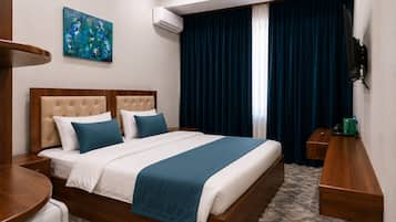 Superior Double Room, Balcony, City View