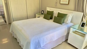 Iron/ironing board, free WiFi, bed sheets - Casa Cherne | just 100 meters from the sea in the Paraíso Condominium in Guarajuba (Camaçari)