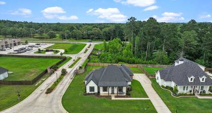 Fully Furnished 4-Bedroom Executive Home