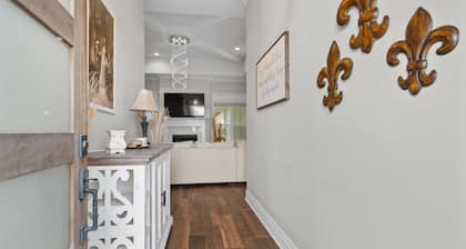 Fully Furnished 4-Bedroom Executive Home