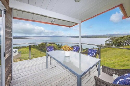 Aotea Harbour Beach House