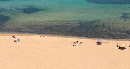 Family Apartment in Aïn El Turk – A 7-minute walk from the beach