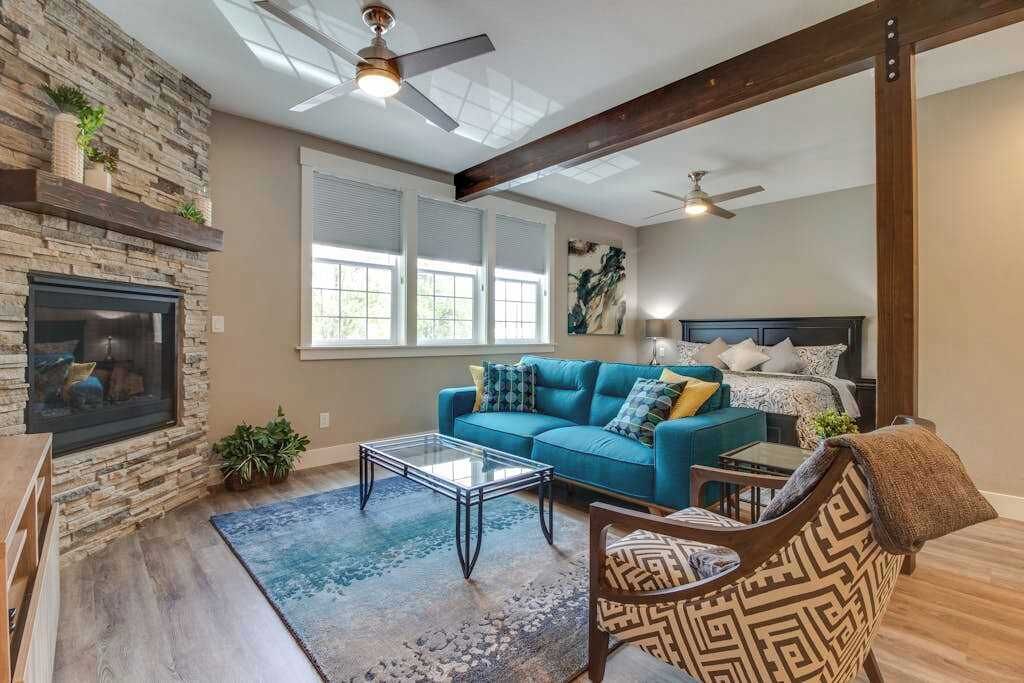 TV, fireplace, DVD player