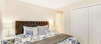 3BR Lakeview Dog Friendly - Patio - W&D