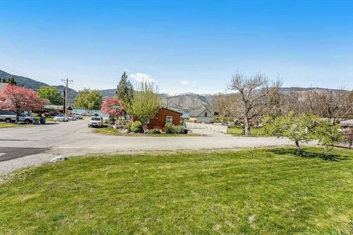 3BR Lakeview Dog Friendly - Patio - W&D