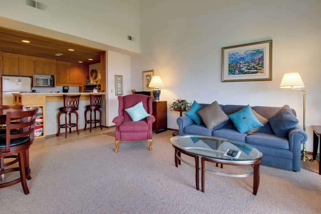 TV, fireplace, DVD player, offices