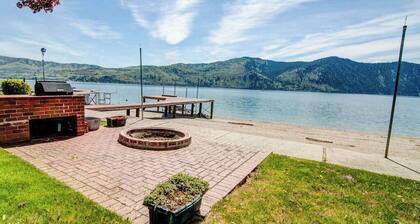 3BR Lakefront - Dock - Deck - Firepit - W&D