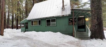 Cozy 3BR Mountainview - Fireplace - Patio